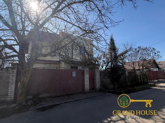 Продаж капітального 2-поверхового будинку на Ластівці!