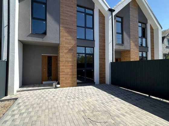 Продам Таунхаус з Переднім Двором. Газове Опалення. Ірпінь