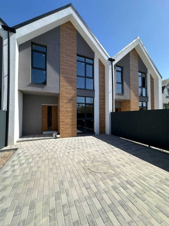 Продам Таунхаус з Переднім Двором. Газове Опалення. - фото 1