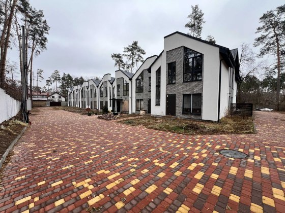 Готовий таунхаус в Ірпені  80 м²  Газ  Закрита територія Ірпінь