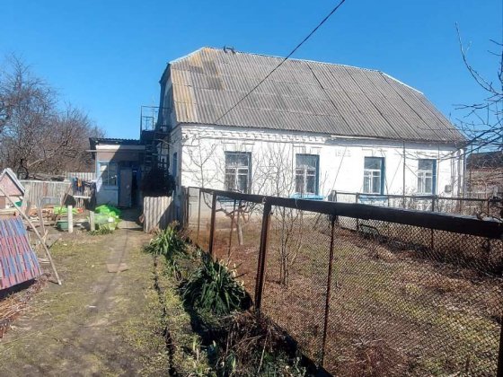 Продаж 1/2 будинку з земельною ділянкою Буча