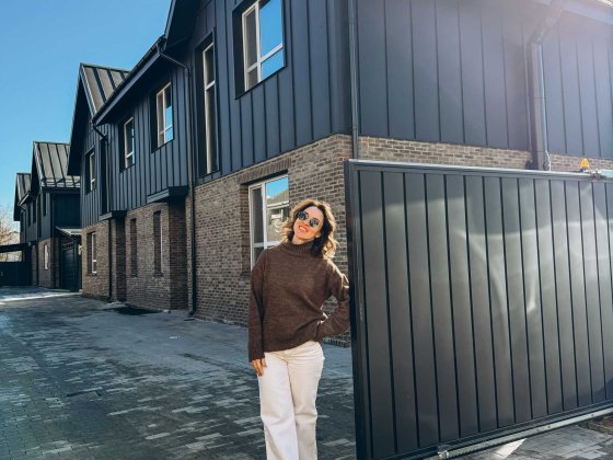 Продаж нового дуплекса З РЕМОНТОМ центр Буча 126 м2 Ділянка 2,6 сотки. Буча