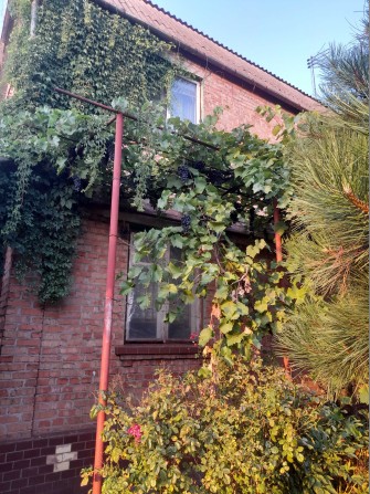 Продам двохповерховий будинок на Юності СЕРТИФІКАТ - фото 1