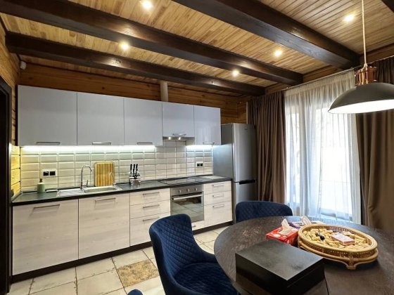 Продам будинок з новим ремонтом біля Бучанського парку Буча