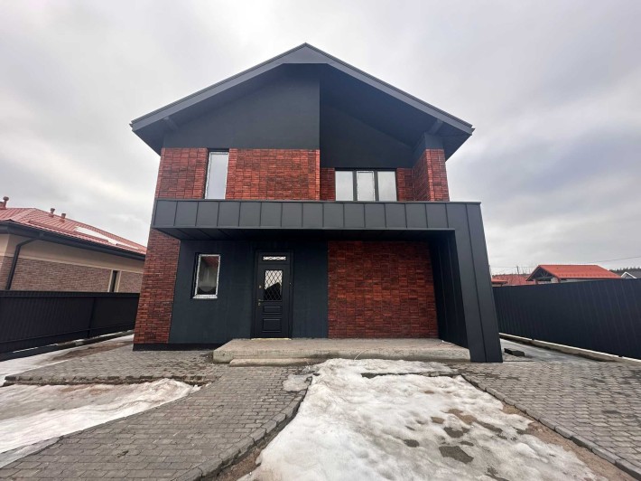 Продам будинок в Ірпені з центральними комунікаццями, газ - фото 1
