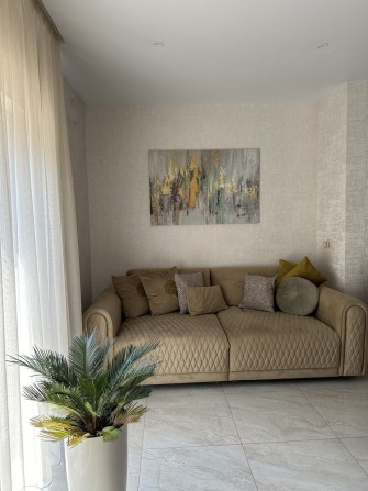 Завжди є світло в будинку, Ірпінь, вулиця Київська - фото 1