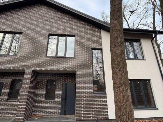 Просторий дуплекс у Бучі Буча