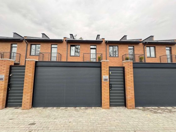 Таунхаус поруч з лісом . Ірпінь Ирпень