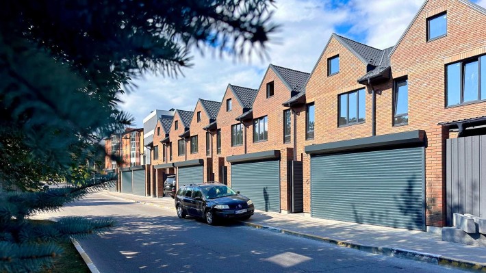 Продам Таунхаус від AiD Group Ірпінь, вул. Стуса  (Пушкінська) - фото 1