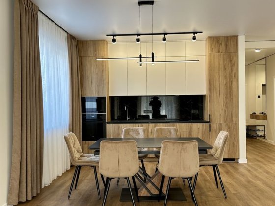 Шикарний будинок з новим ремонтом, меблями та технікою. Буча. Буча