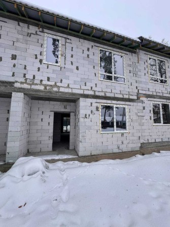 Таунхауси в Бучі,з центральними комунікаціями,ГАЗ, поруч,Школа,Садочок - фото 1