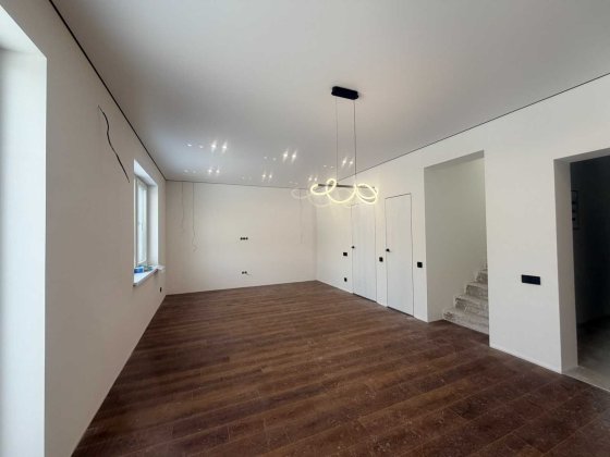 Продаж таунхаусу з ремонтом,лісова частина Ірпеня. Ирпень