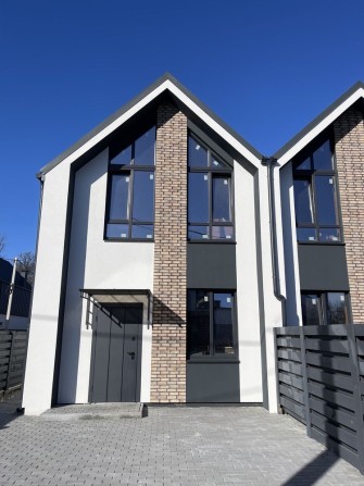 Готовий дуплекс на 2.7 сотках в Ірпені 125м2, Закритий комплекс - фото 1