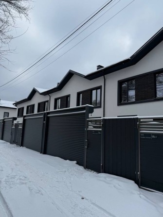 Таунхаус Ірпінь Центр Три поверхи Власний двір Газ - фото 1