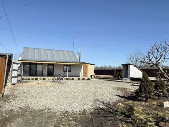 Будинок 64 м², 25 соток, ремонт, газ + дрова, гараж, 15 км від Полтави Полтава