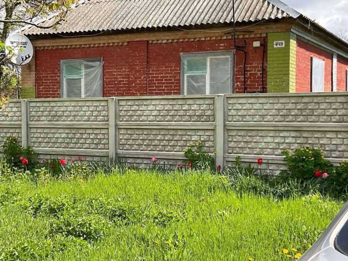 Продам окремий будинок у мальовничому передмісті - фото 1