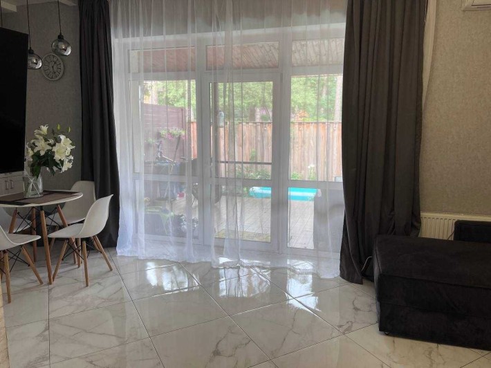 Будинок біля Центрального Парку з ремонтом Без комісіїї - фото 1