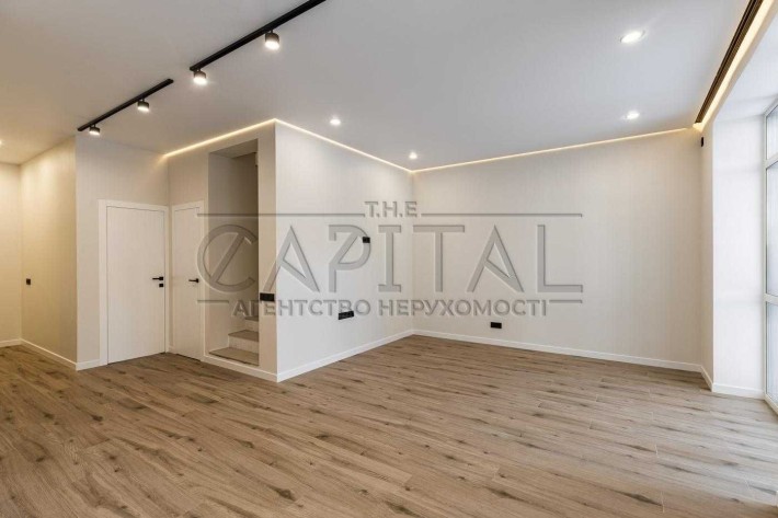 Продається шикарний таунхаус в Бучі з новим ремонтом БЕЗ КОМІСІЇ - фото 1