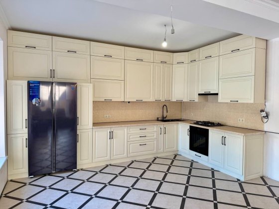 Продаж 4к будинку з власною земельною ділянкою на околиці міста Рівне