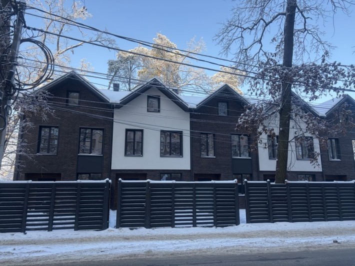 Таунхаус з мансардою 40м2. ГАЗ. Центр комунікації - фото 1