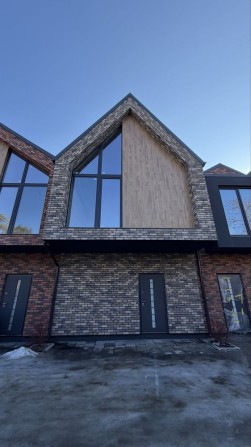 Продам готовий таунхаус в самому центрі Ірпеня - фото 1