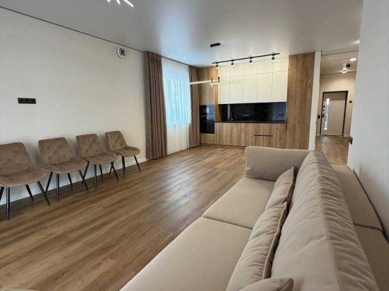 Одноповерховий будинок в Бучі з ремонтом, укомплектований