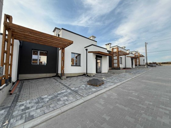 Продам котедж. Міські мережі. БЕЗ КОМІСІЇ ДЛЯ ПОКУПЦЯ ! ! !