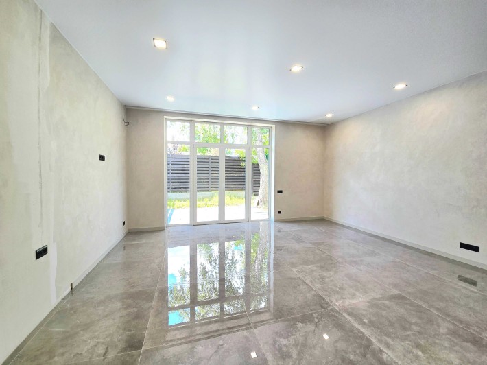 Дуплекс з новим ремонтом біля парку, Ірпінь - фото 1