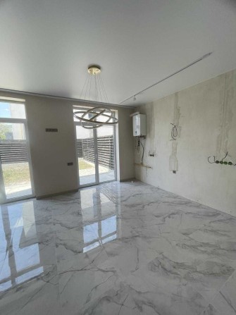 Продам дуплекс з ремонтом. Ірпінь. ГАЗ. - фото 1