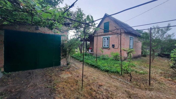 Продам дачу Вороніна на дві кімнати 5хвилин від кінцевої зупинки - фото 1