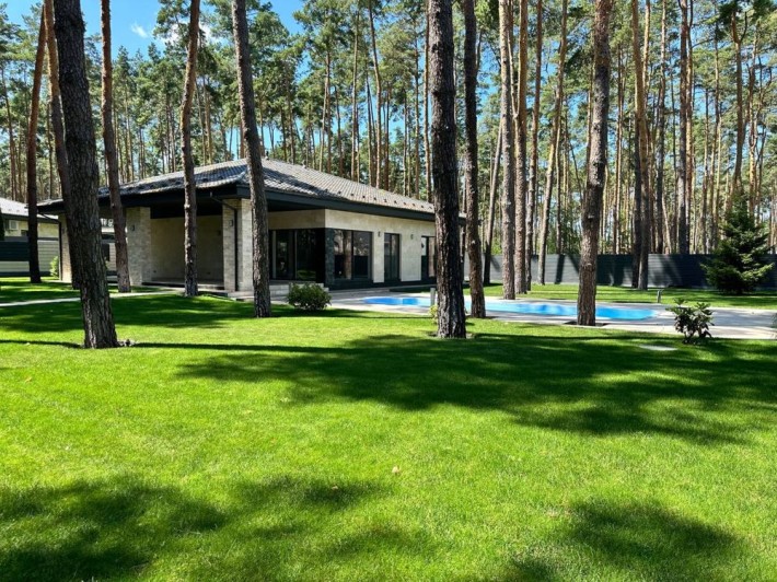 Розкішний БУДИНОК в Бучі! 13 соток! Травертин, басейн - фото 1