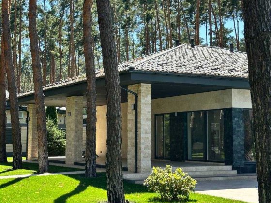 Одноповерховий будинок, 250 м² +Крита тераса 70 м², ТРАВЕРТИН, Басейн