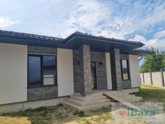 Продаж будинку в Червоних горах! Рівне