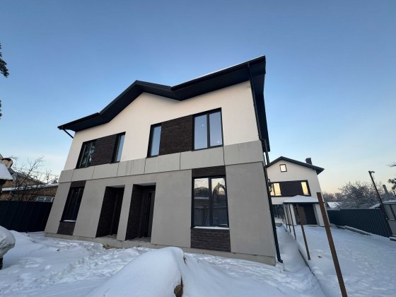 БЕЗ комісії! Дуплекс з газом, самий ЦЕНТР- біля школи, парку Незнайка! Ирпень