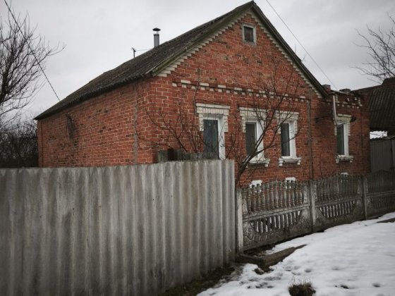 Продаж будинку, зімельною ділянкою. Сумы