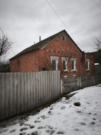 Продаж будинку, зімельною ділянкою. - фото 1