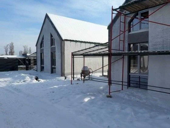 Приватний будинок 110 м2! Закрите містечко! ГАЗ! Власні комунікації!