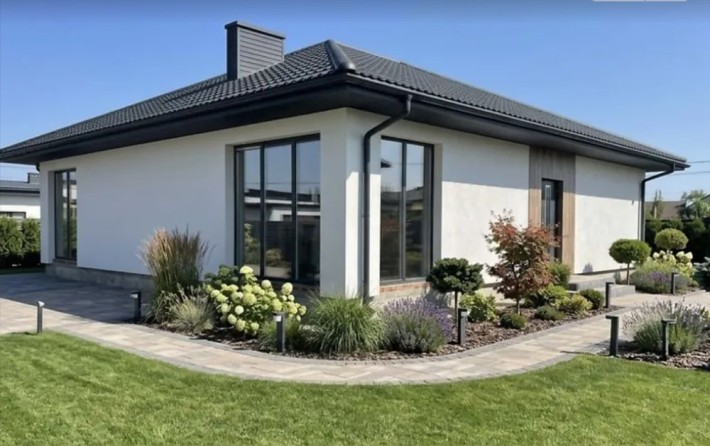 Продам котедж в тихому районі! - фото 1