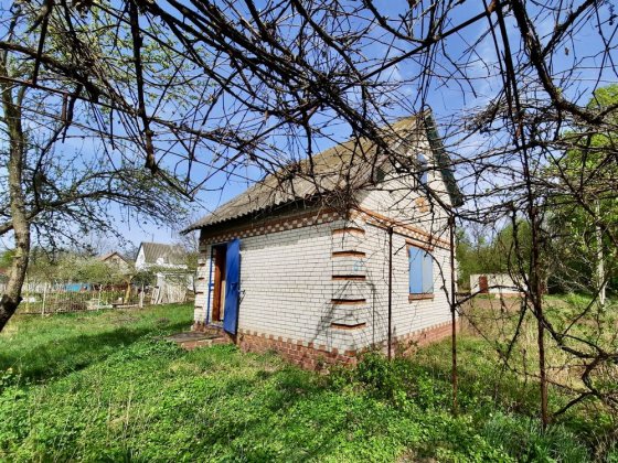 Дача на Олдиші поряд з річкою Сумы