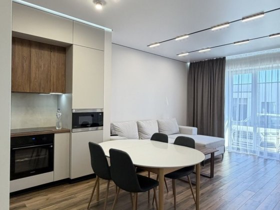 )( Продаж котеджу з ремонтом Рівне