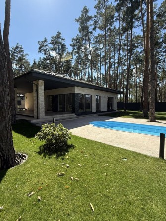 Одноповерховий будинок 230 м², 15 соток, з басейном у лісовій Бучі - фото 1