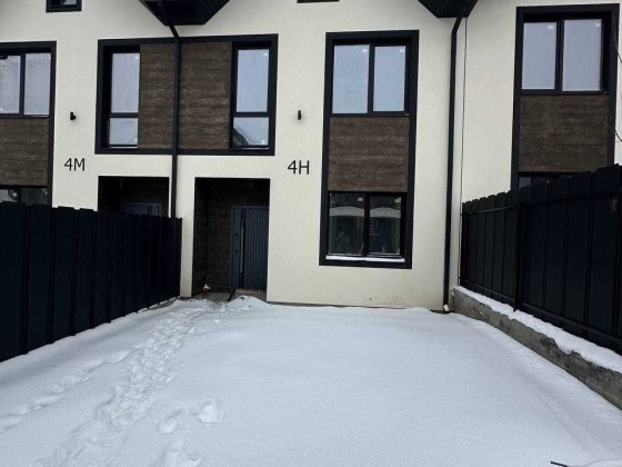 Таунхаус з мансардою та двором у закритому комплексі, Газ, без комісії Буча