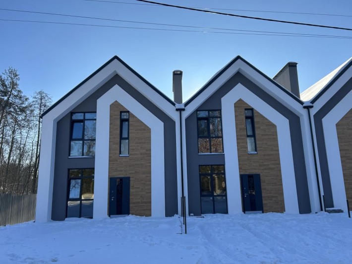 Продаю Таун Ірпінь Без Комісії Газ Керамоблок Центральні Комунікації - фото 1