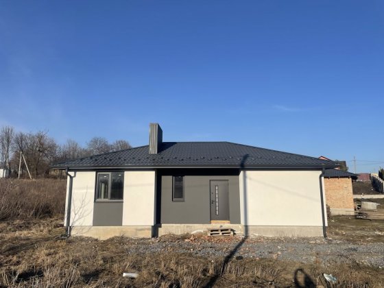 Будинок за Супер Ціною в районі Каравану Рівне