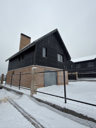 Продам будинок . Стоянка, класна локація. - фото 1