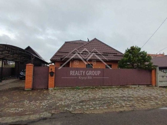 Продаж шикарного будинку з меблями , технікою та лазнею. Кривой Рог