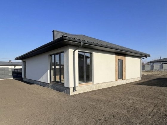 Котедж за ціною ОДНОКІМНАТНОЇ квартири! (дуплекс)  та власною ділянкою Ровно