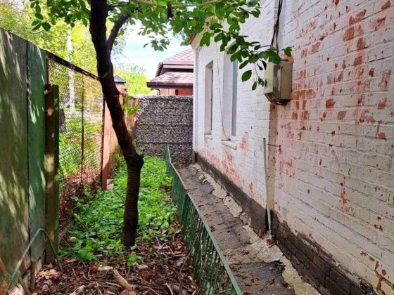 Продається будинок зі зручностями в районі 8-ї школи Полтава