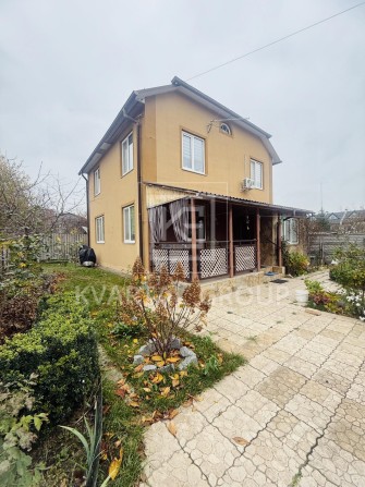 Будинок з ремонтом. м.Ірпінь, вул. Личака - фото 1