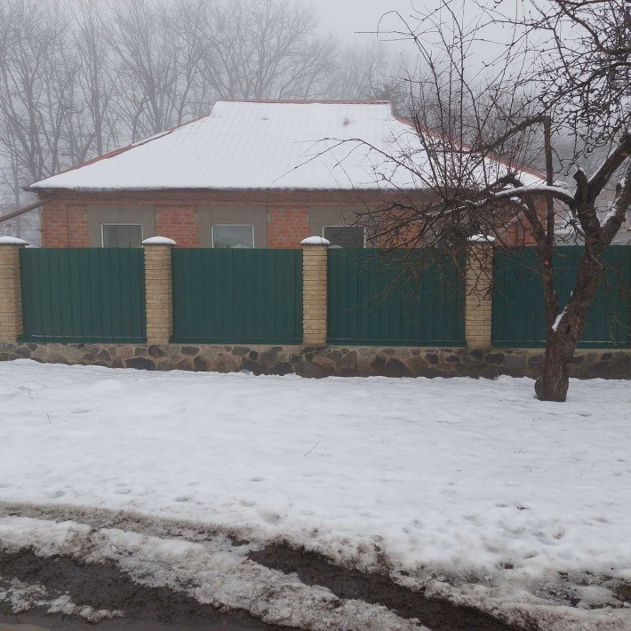 Продається два жилих будинки на одному подвір"ї р-н Червоного шляху - фото 1